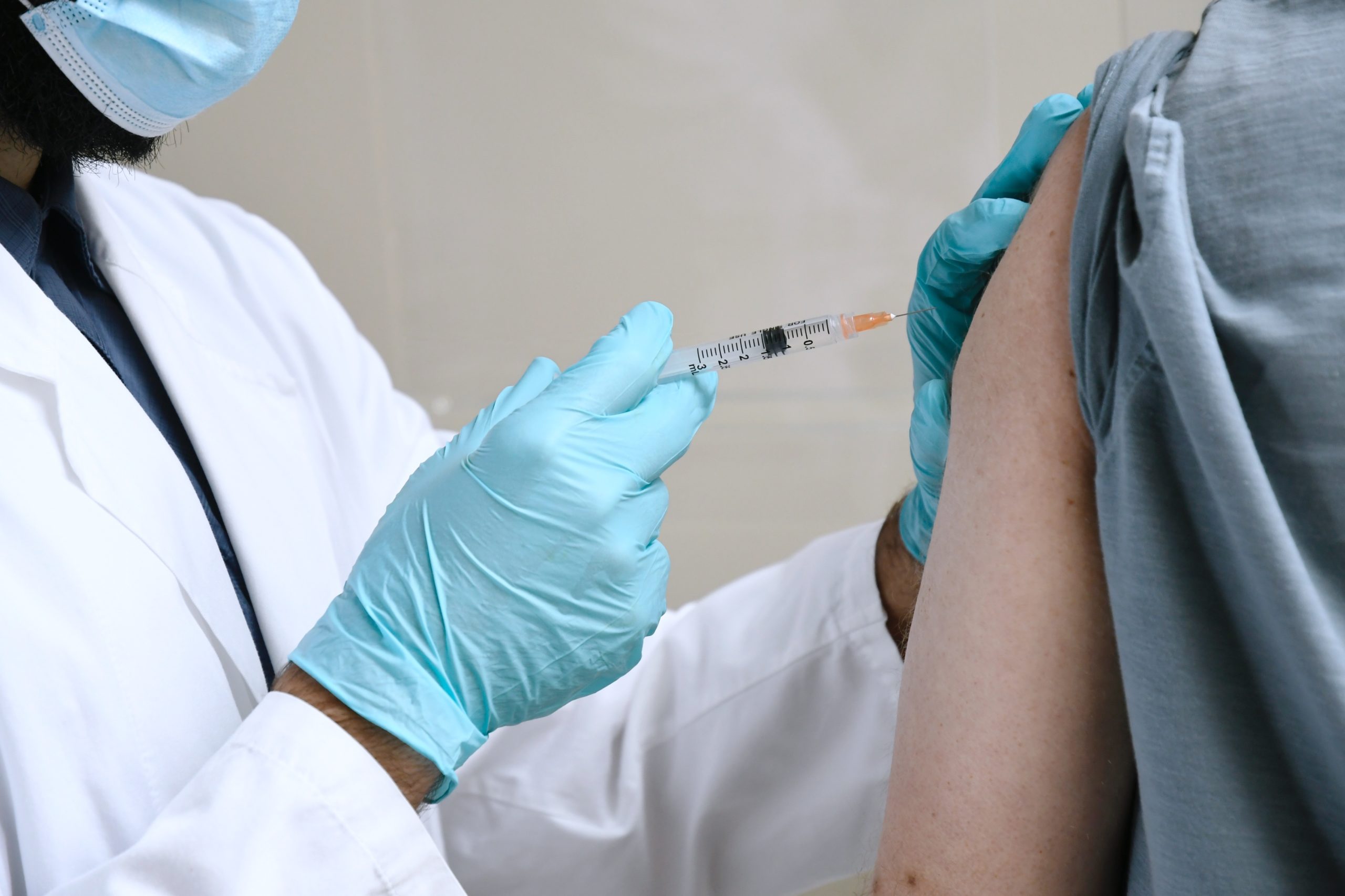 Com maior taxa de vacinação contra Covid-19 da Europa, Portugal estima crescer 5,6% no próximo ano